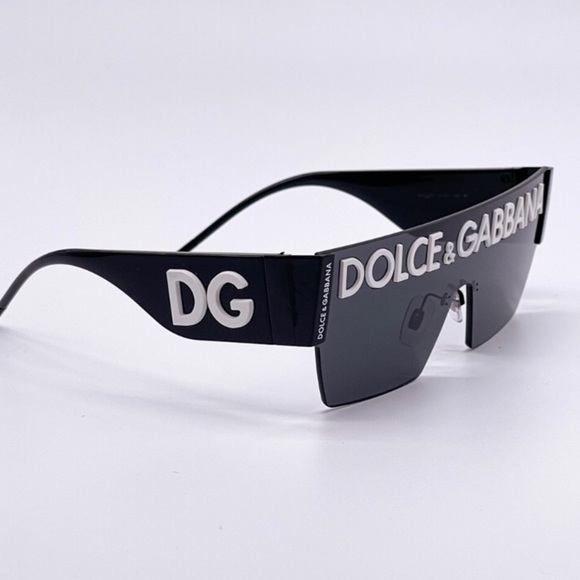 Dolce & GABBANA DG2233 Oversized Sunglasses NWOT main image 4